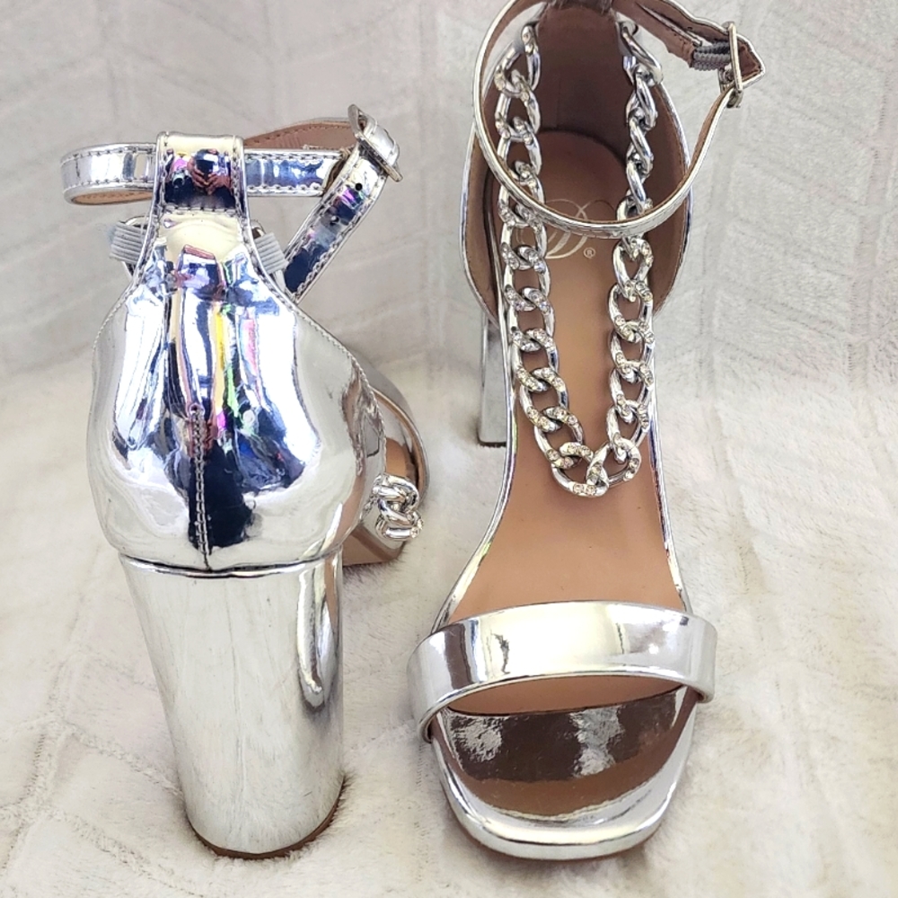 Women's Delicious Beads Dress Sandals